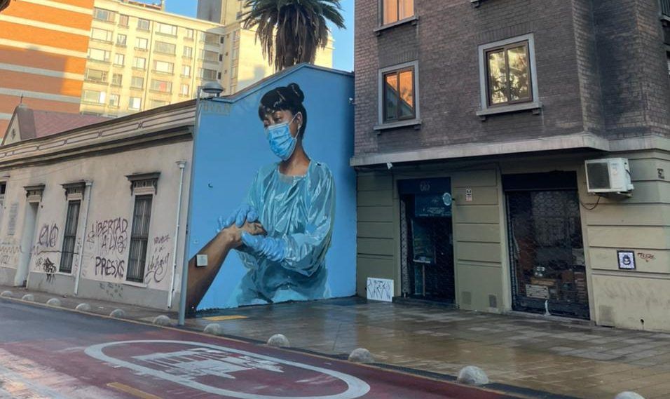 «Gestoras de Cuidado», nuevo mural homenaje a las enfermeras en pandemia