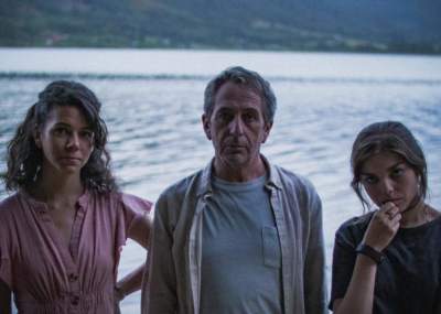 La «Inmersión» de Postiglione en los prejuicios y racismo chilenos en la sala Ceina