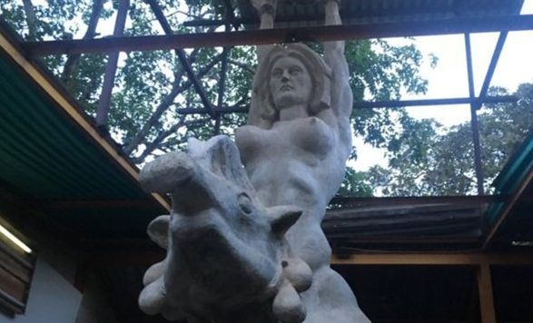“Desaparece” estatua de la «diosa» María Lionza: revuelo en Venezuela