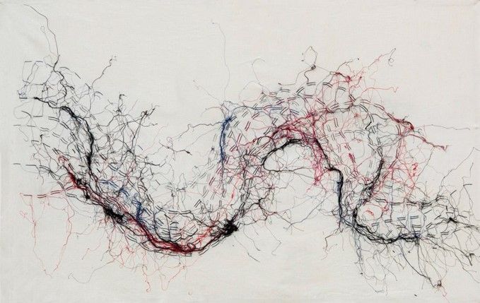 Petra Gajardo: hilvanando el grafito y el movimiento