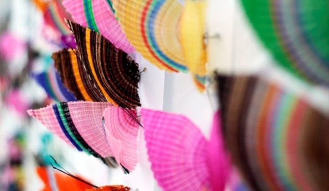 Mincap e Indap lanzan III Feria Nacional de Artesanía en plaza frente a La Moneda
