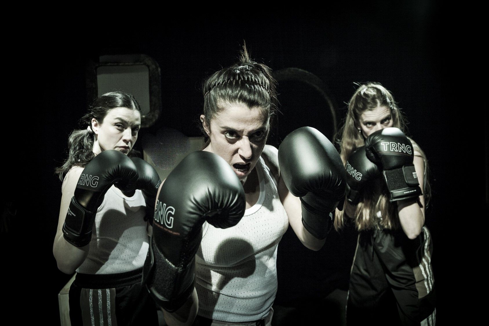 Dia de la Mujer: obra de teatro («Puerperio») es presentada en tres comunas de Santiago
