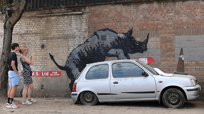 Un rinoceronte se suma a la serie «animal» de Banksy