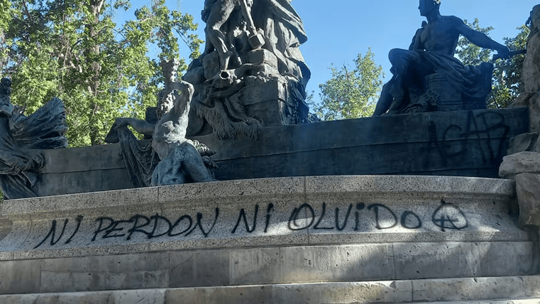 Vandalizan renovada Fuente Alemana: municipio instalará “reja patrimonial”